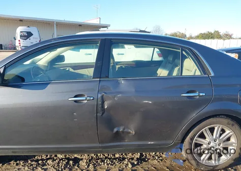 2010 Toyota Avalon Limited from USA, damaged, VIN 4T1BK3DB3AU357923